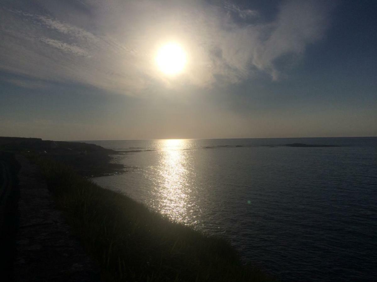 Kilkee Bay Apartments エクステリア 写真